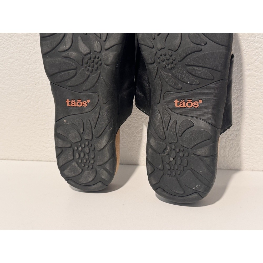 TAOS Gift 2 Ruched Leather Thong Sandal 9 Black Slip On Beach Vacation GT2-12045 - Picture 8 of 9